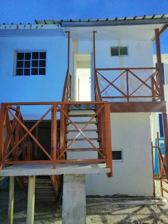 Miss Bassy'S Lodging Hotel ซานอันเดรส ภายนอก รูปภาพ