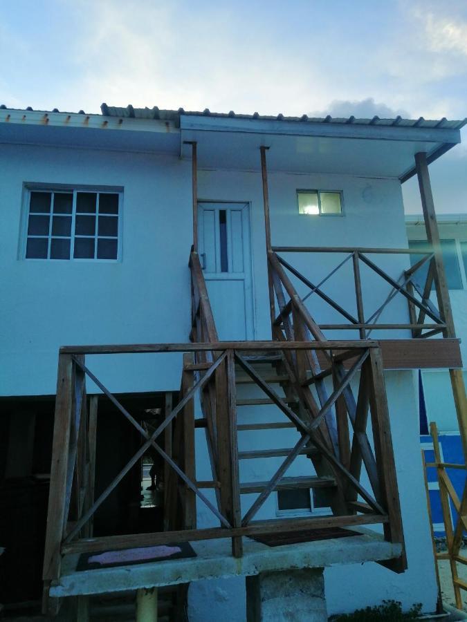 Miss Bassy'S Lodging Hotel ซานอันเดรส ภายนอก รูปภาพ